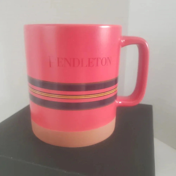 Pendleton Woolen Mills 18oz Large Ceramic Red with Stripes Coffee Mug. - Picture 2 of 7